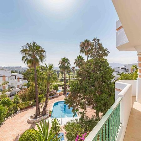 Stylish One Bed Apartment At Matchroom Country Club Fuengirola Kültér fotó